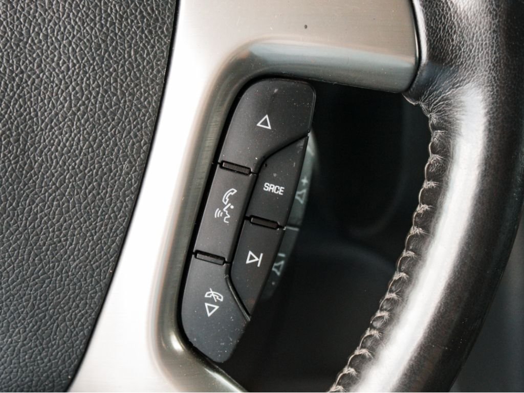 Used 2014 Summit White Chevrolet LT image 14