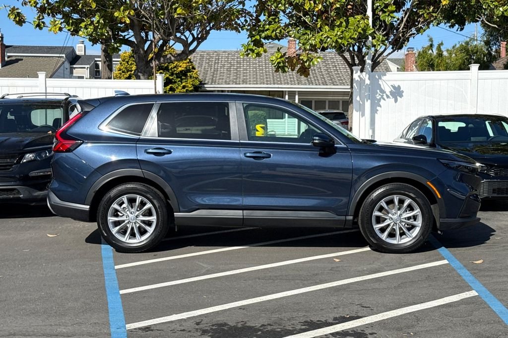 Certified Used 2025 Canyon River Blue Metallic Honda EX image 3