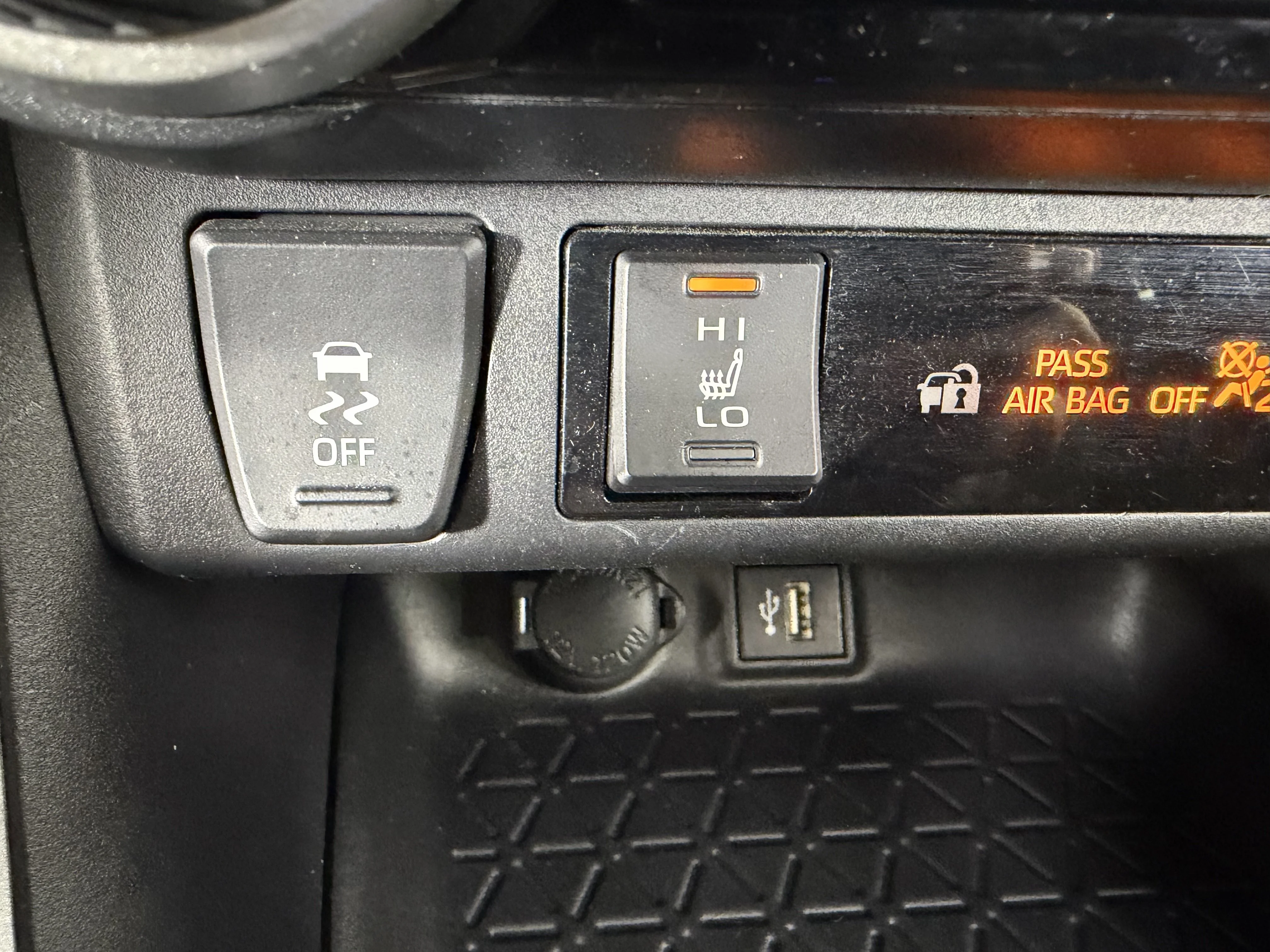 Used 2024 Gray Toyota XLE image 22