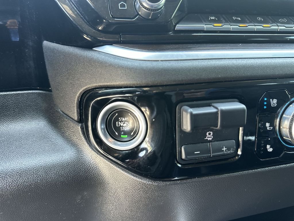 2022 GMC Sierra 1500 SLT - Photo 17