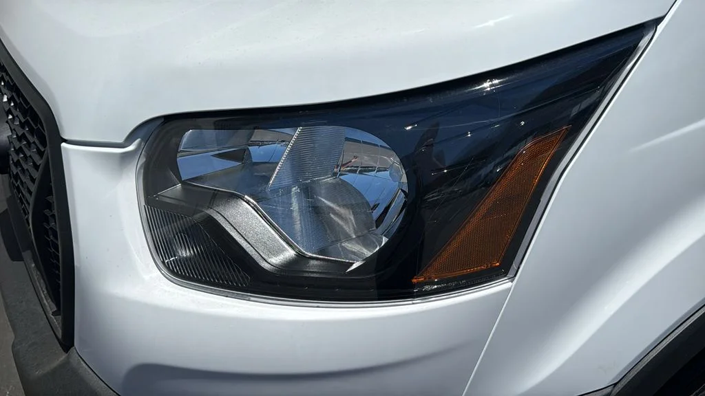 New 2026 Oxford White Ford Cargo Van image 4