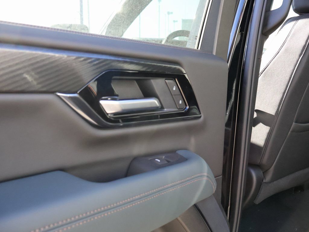 2026 GMC Yukon XL AT4 - Photo 25