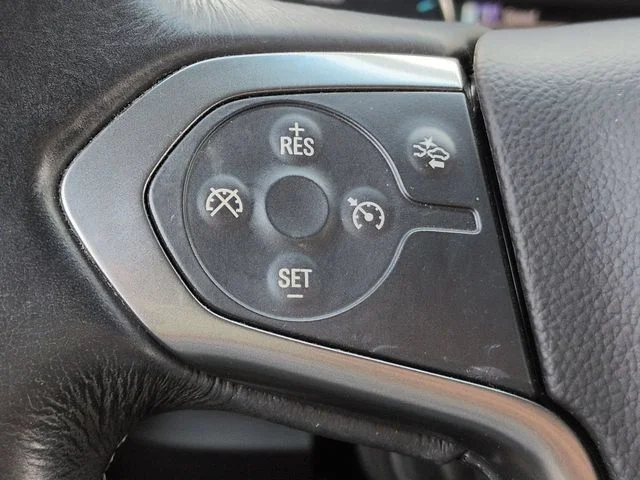 Used 2018 Silver Chevrolet LS image 23