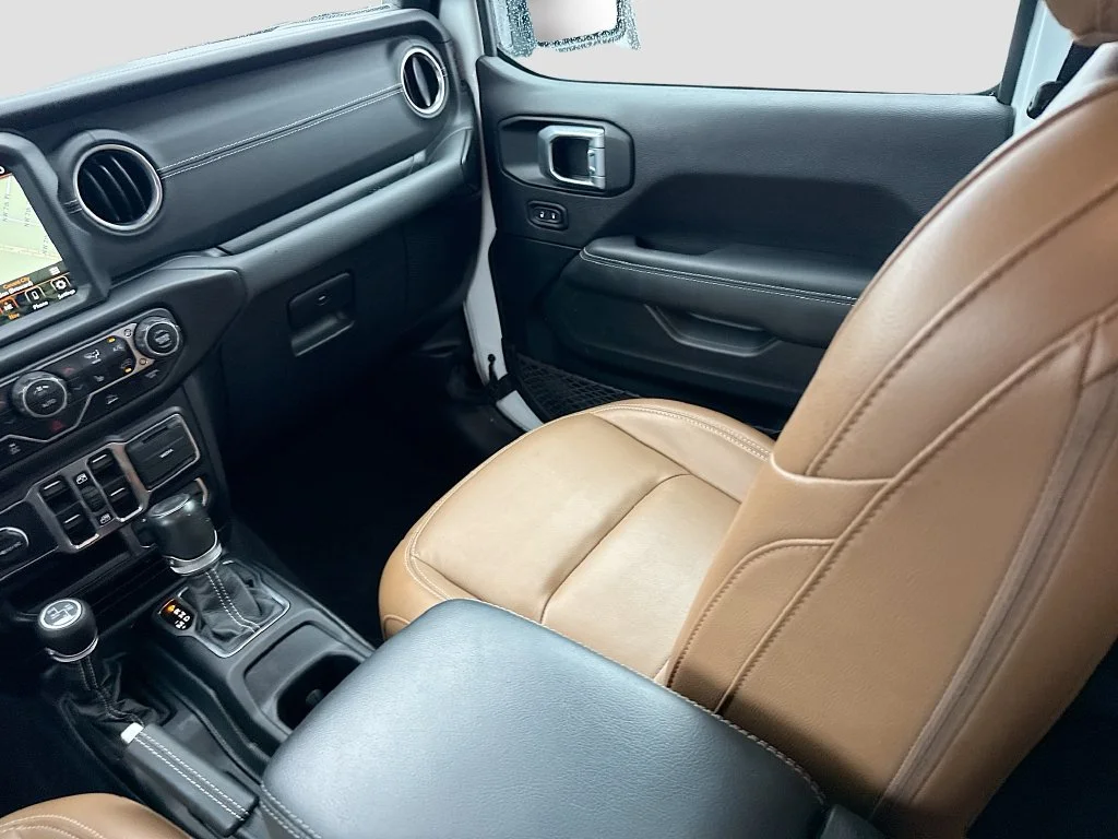 Used 2023 White Jeep Sahara 4xe image 25