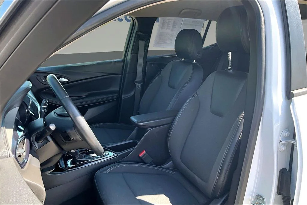 Used 2021 White Buick Preferred image 24