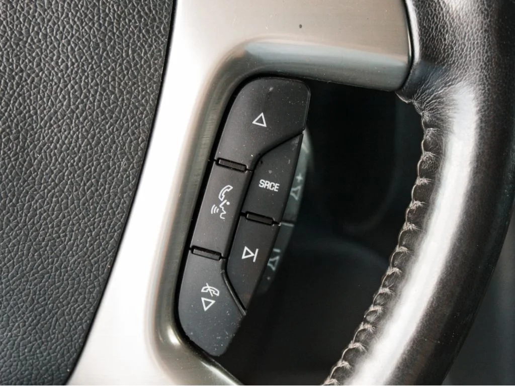 Used 2014 Summit White Chevrolet LT image 14