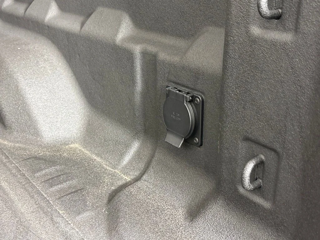 Used 2025 Red GMC AT4X image 22