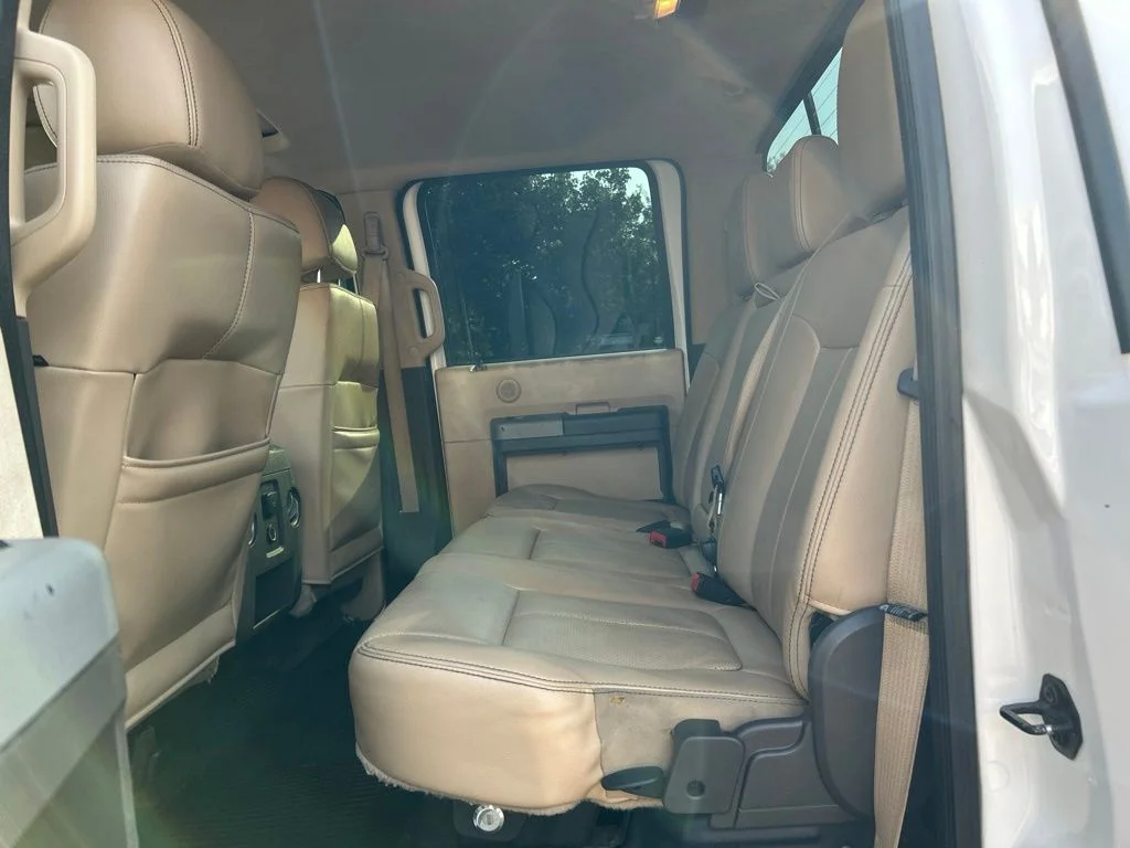Used 2015 White Ford Lariat image 23
