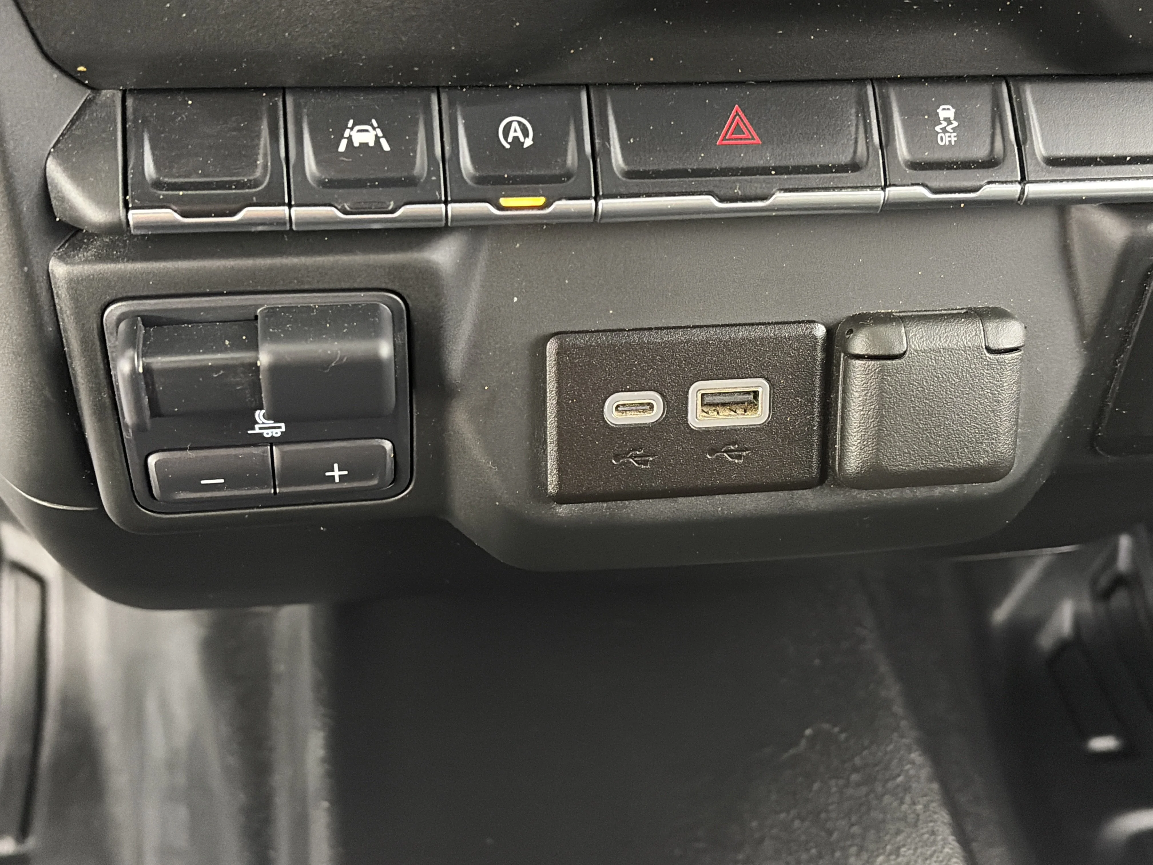 Certified Used 2024 Summit White Chevrolet WT image 22