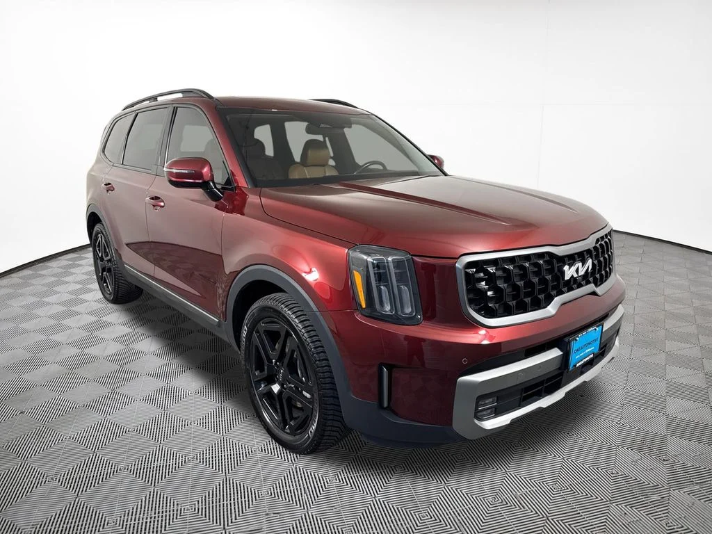 Used 2023 Red Kia SX X-Line image 4