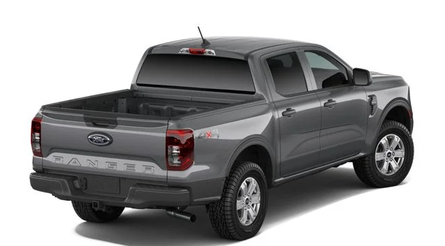 New 2026 Gray Ford XL image 3