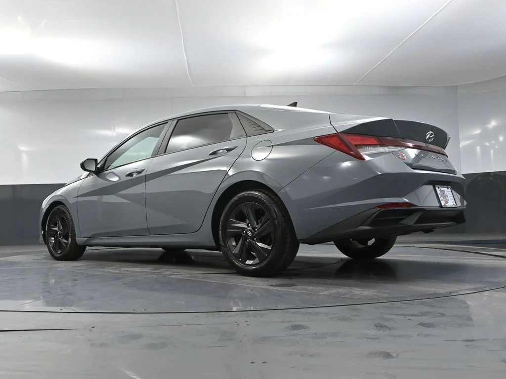 Used 2021 Gray Hyundai SEL image 48