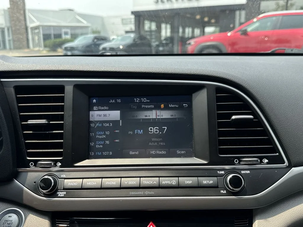Used 2017 Gray Hyundai SE image 16