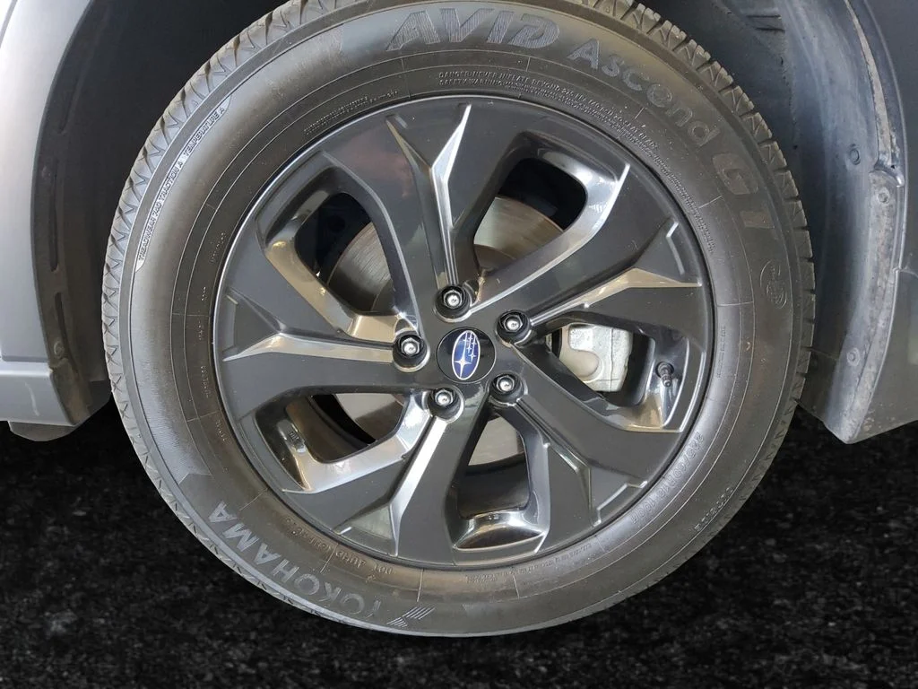 Used 2021 Silver Subaru Onyx Edition XT image 26