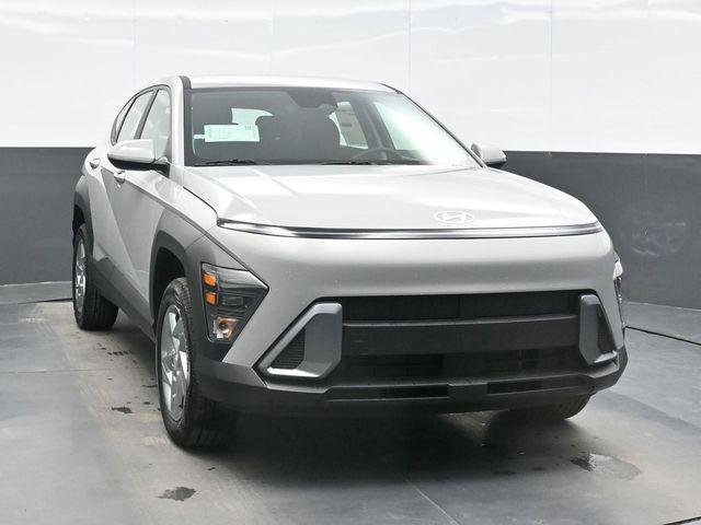New 2027 Gray Hyundai SE AWD image 6