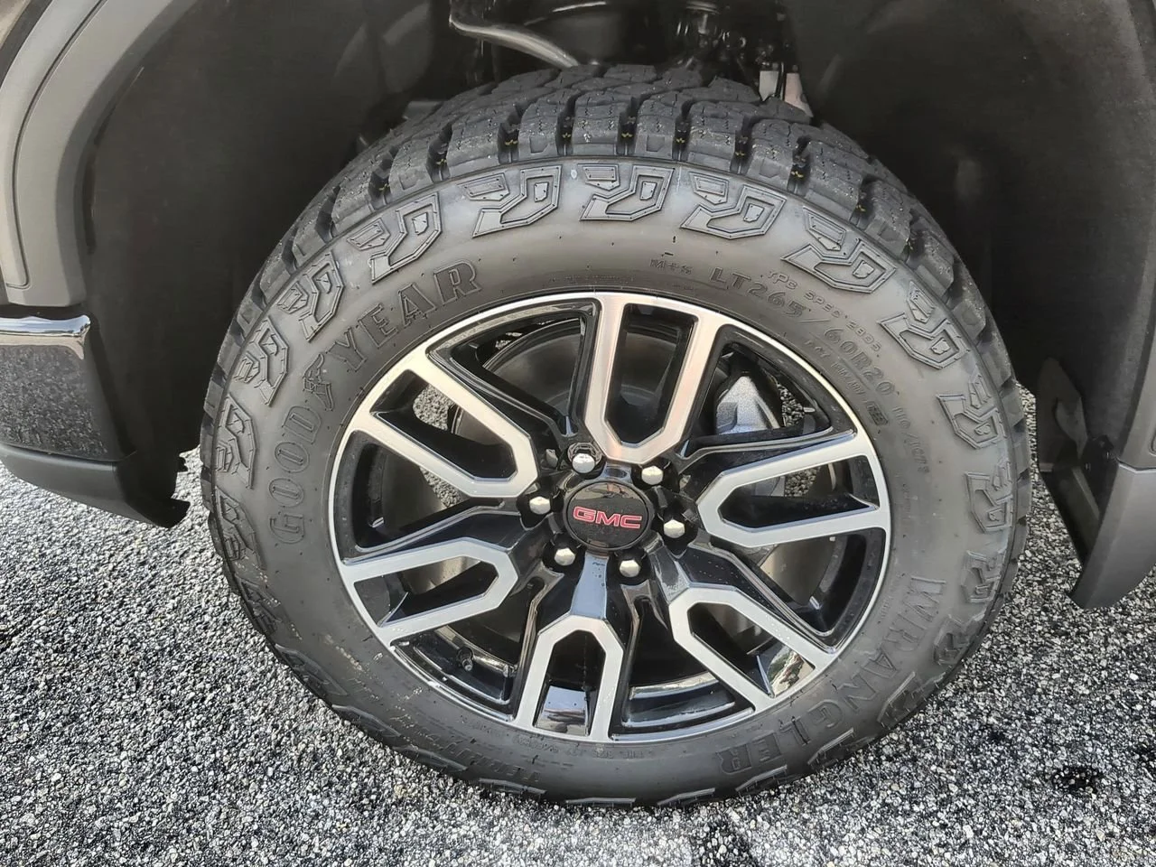 New 2026 Onyx Black GMC AT4 image 34