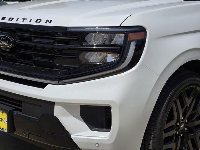 New 2026 Star White Metallic Tri-Coat Ford Platinum® image 27