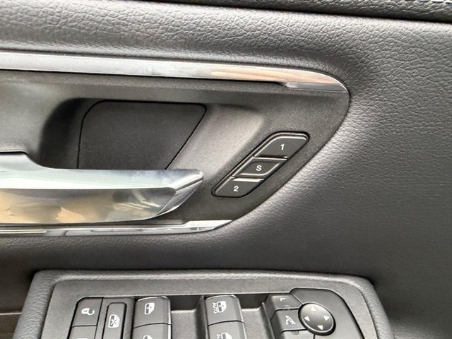 New 2027 Serrano-Green Metallic Exterior Paint RAM Laramie image 20
