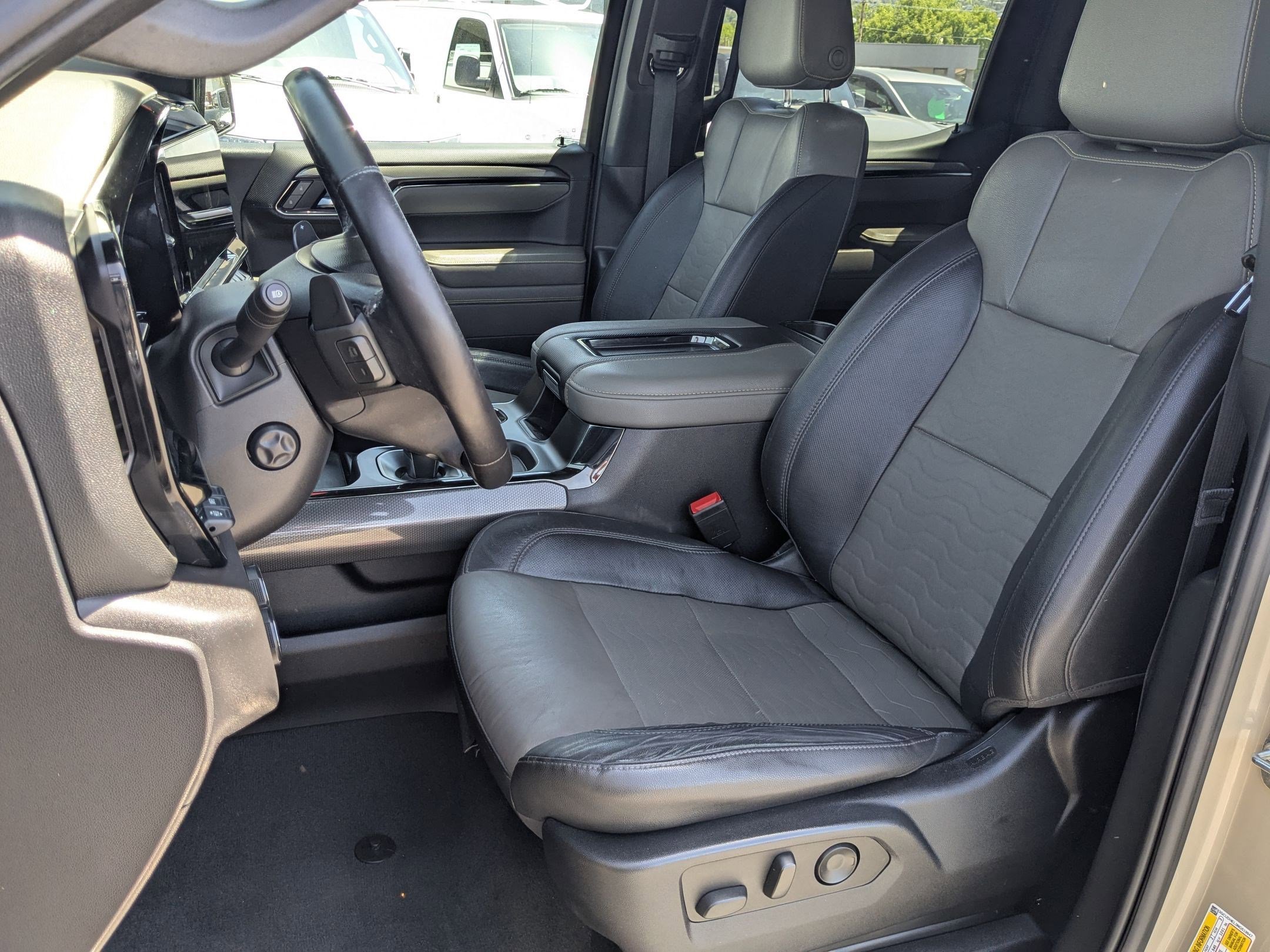 Certified Used 2022 Sand Dune Metallic Chevrolet ZR2 image 25