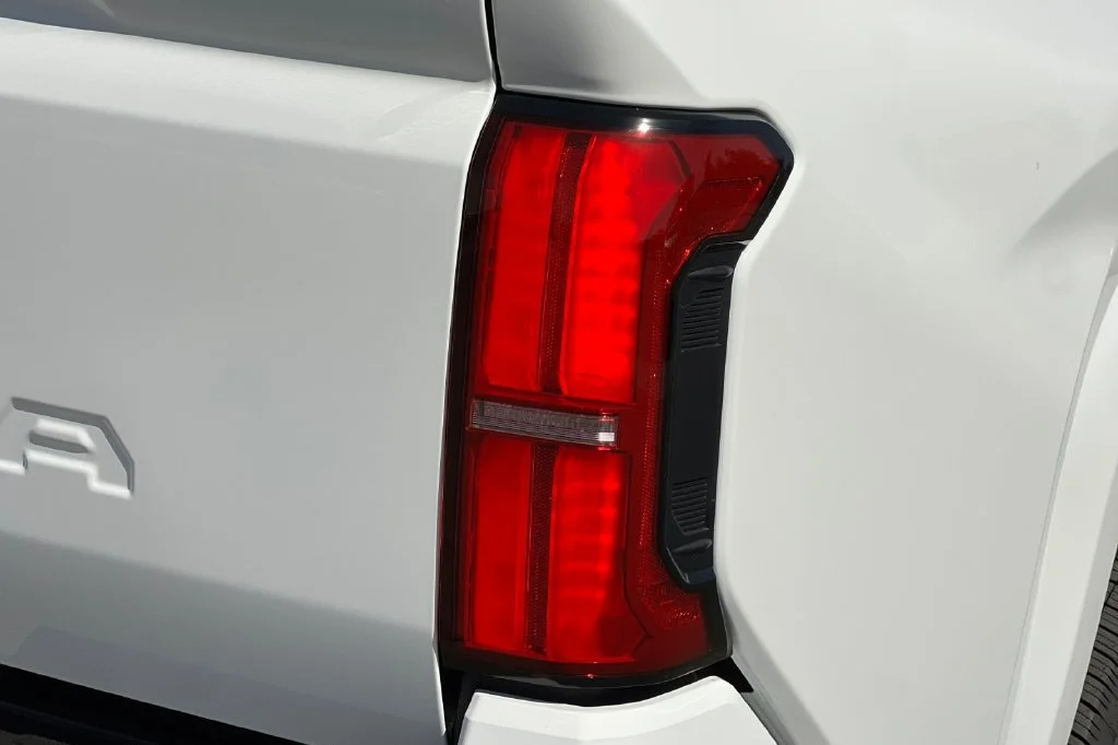 New 2026 Ice Cap Toyota SR5 image 30
