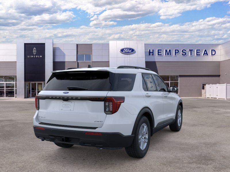 2026 Ford Explorer Active - Photo 8
