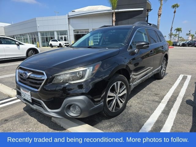2018 Subaru Outback 2.5i Limited's photo