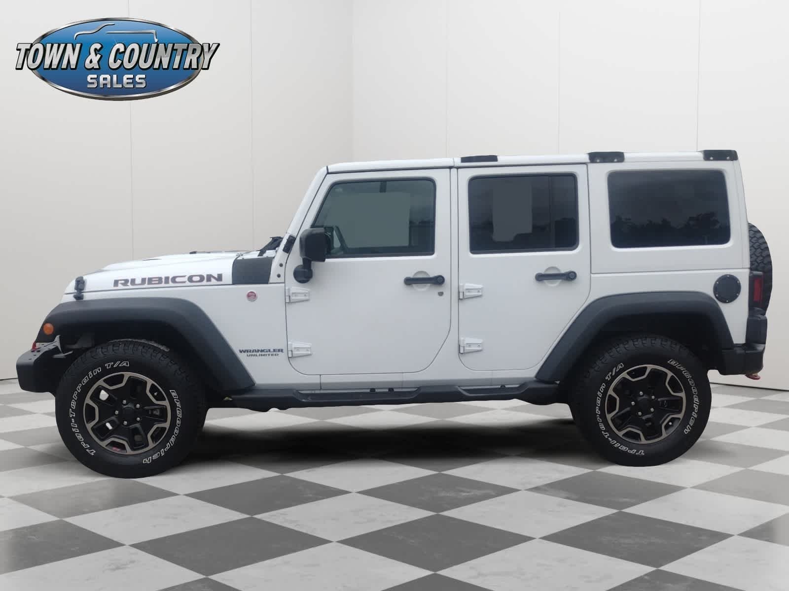 Used 2017 Bright White Clearcoat Jeep Rubicon Hard Rock image 4