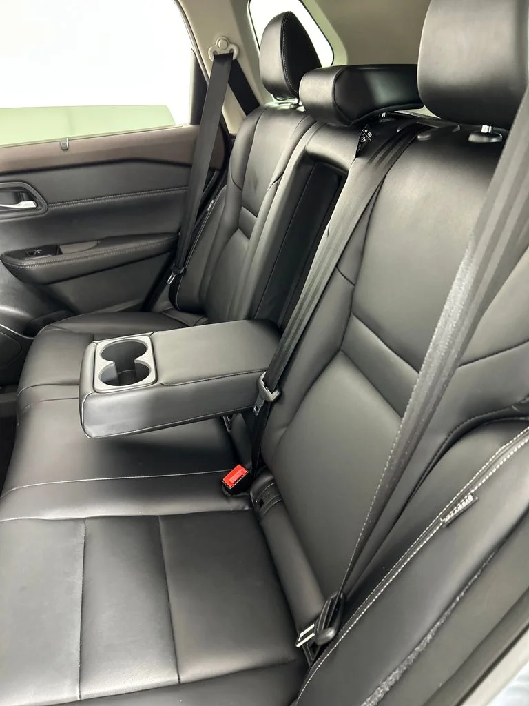 Used 2023 Gray Nissan SL image 17
