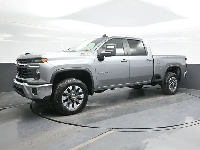 Used 2024 Gray Chevrolet LT image 5