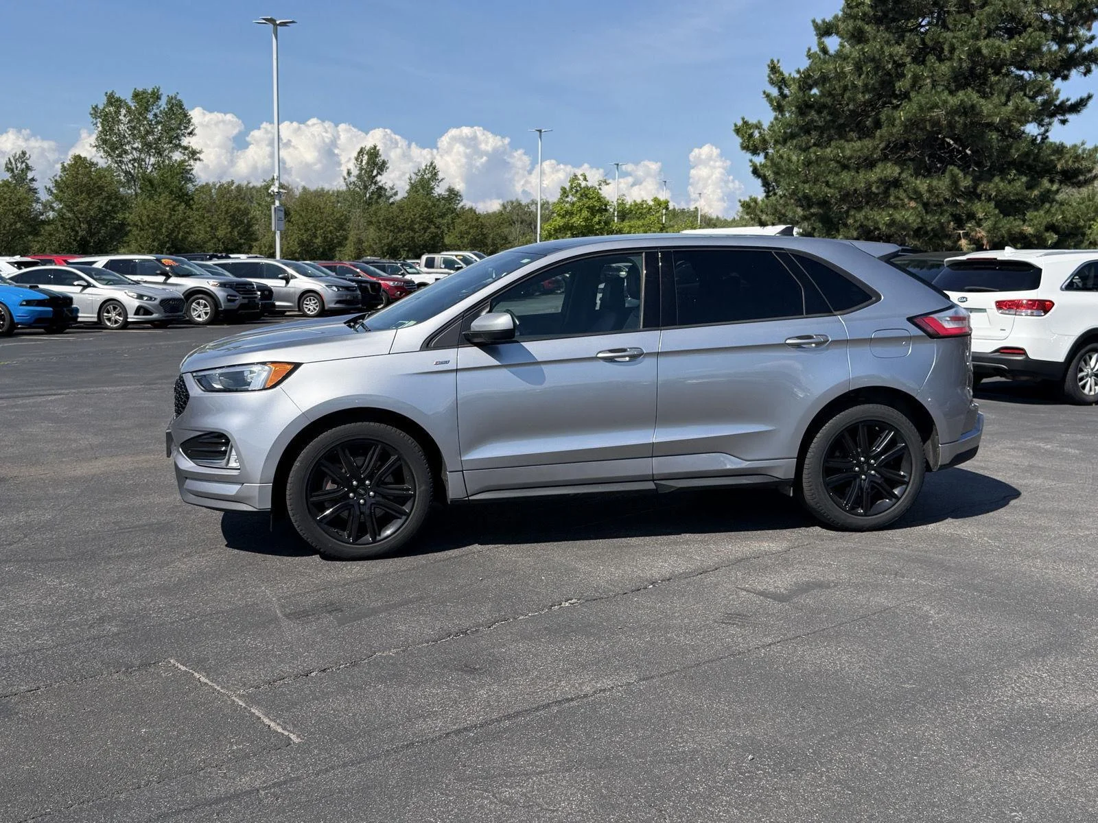 Used 2023 Iconic Silver Ford ST-Line image 4