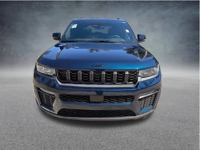 New 2027 Fathom Blue Pearl-Coat Paint Jeep Limited image 2
