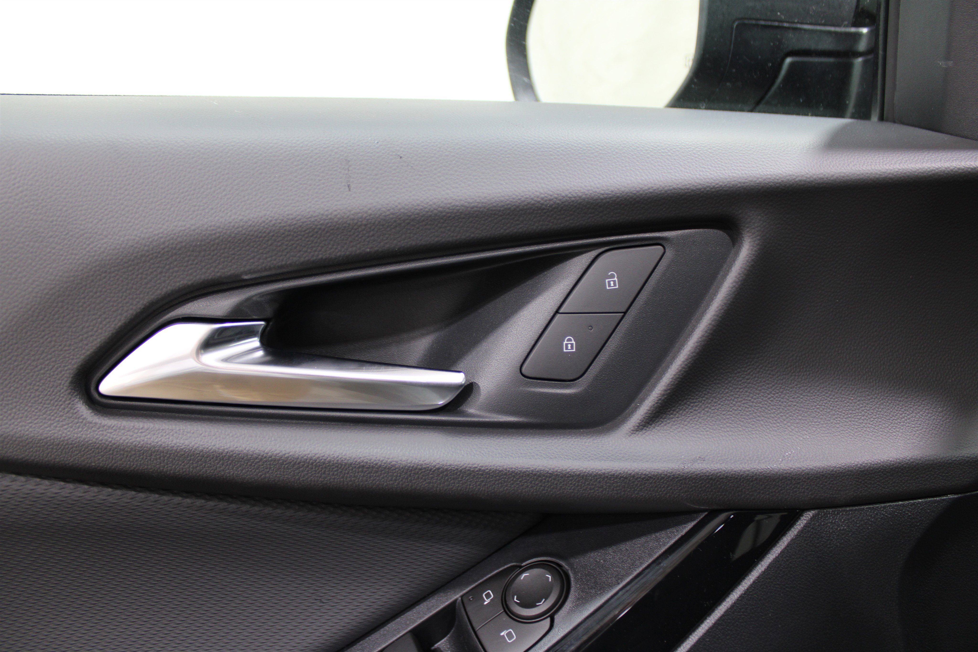 2026 Chevrolet Equinox LT photo 3