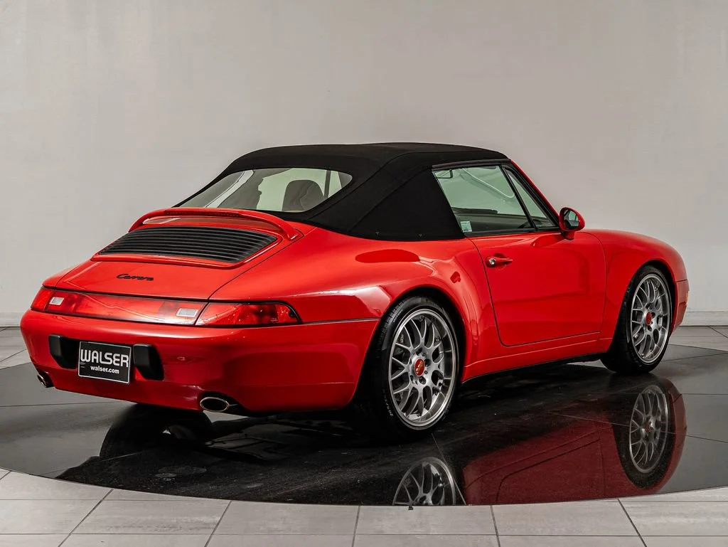 Used 1995 Guards Red Porsche  image 8
