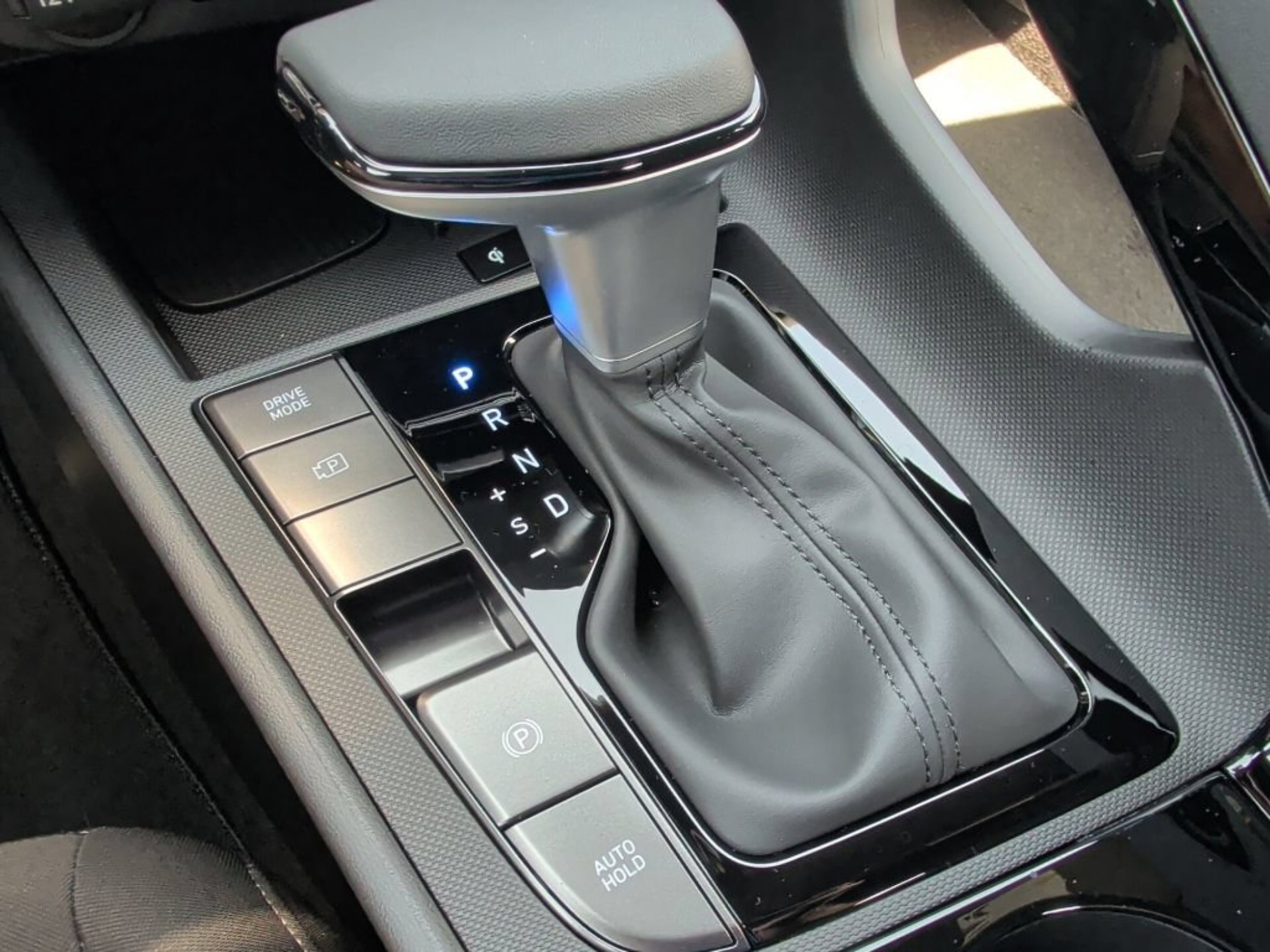 New 2026 Ecotronic Gray Hyundai SEL Sport Premium image 31