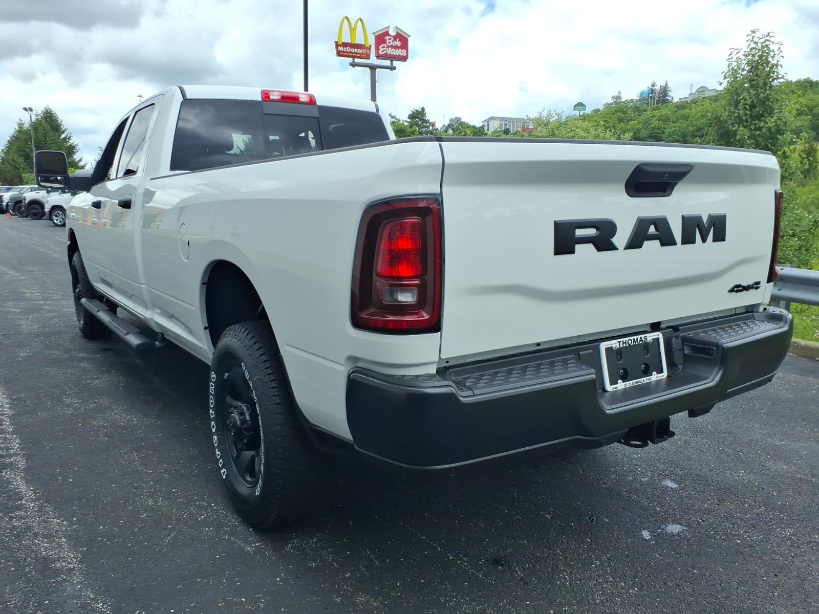 New 2026 Bright White Clear-Coat Exterior Paint RAM Tradesman image 4
