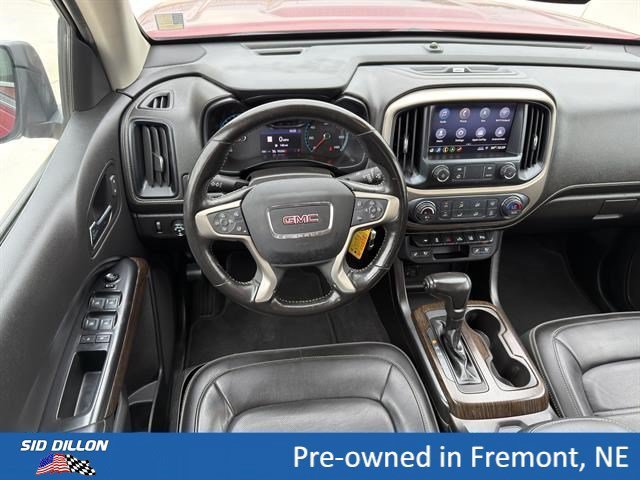 Used 2019 RED QUARTZ TINTCOAT GMC 4WD Denali image 9