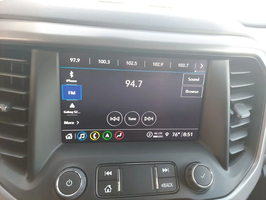 Used 2023 Silver GMC AT4 image 21