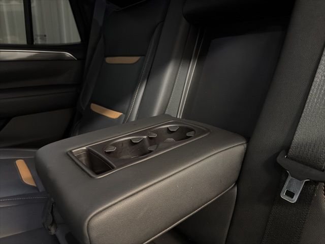 2021 GMC Yukon AT4 - Photo 15