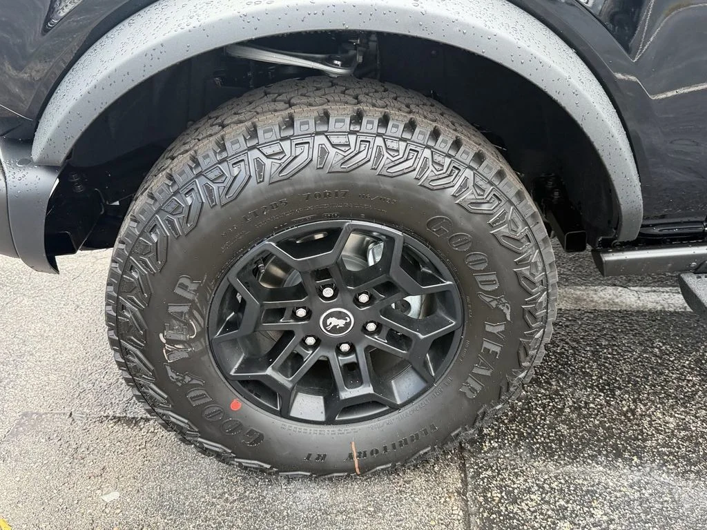 New 2026 Shadow Black Ford Badlands® image 16