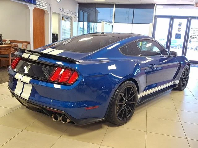 Used 2017 Lightning Blue Metallic Ford Shelby GT350 image 6