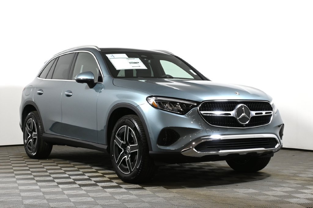 Certified Used 2026 Verde Silver Mercedes-Benz GLC 300 image 9