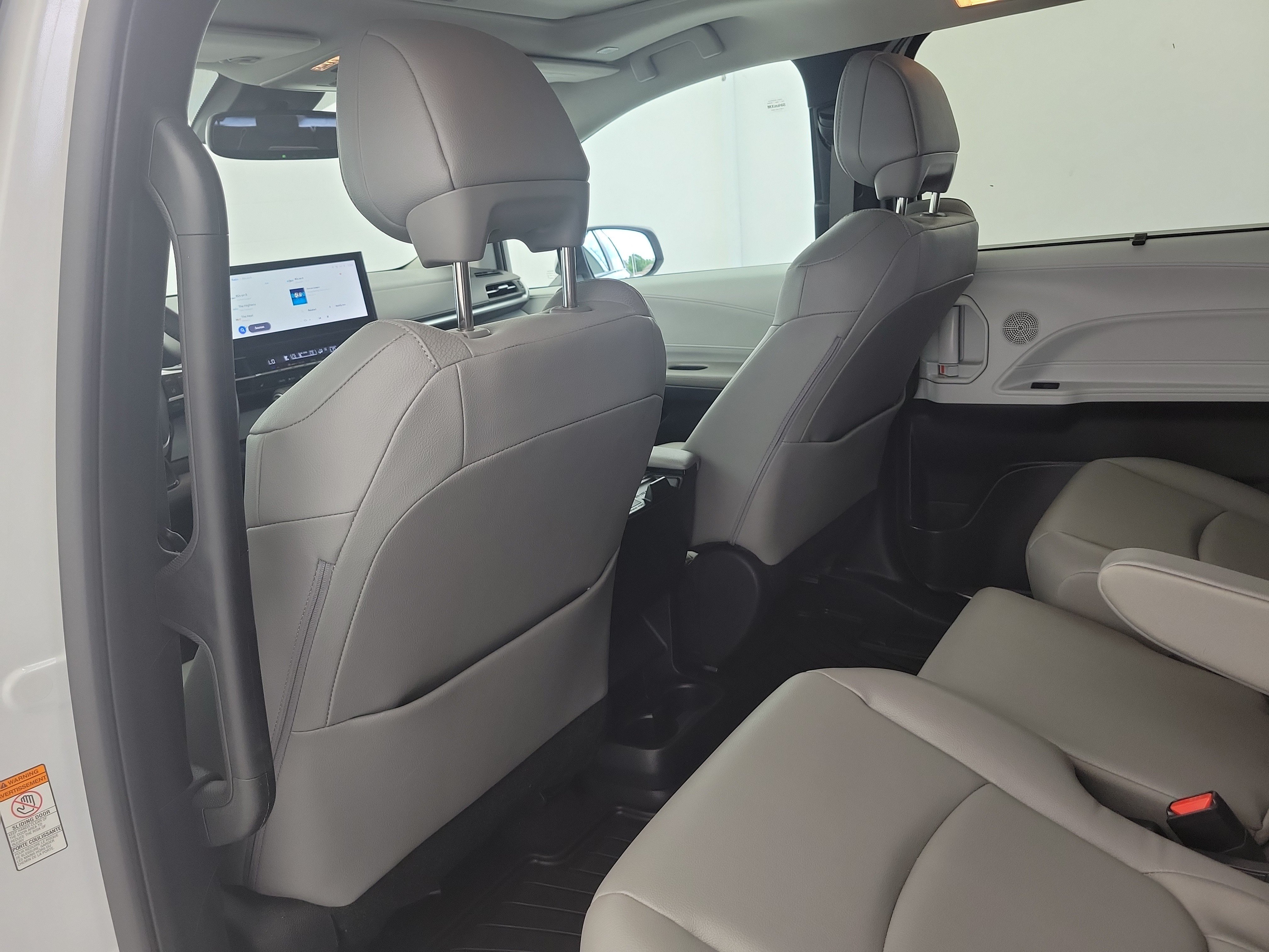 Used 2025 Wind Chill Pearl Toyota XLE image 16