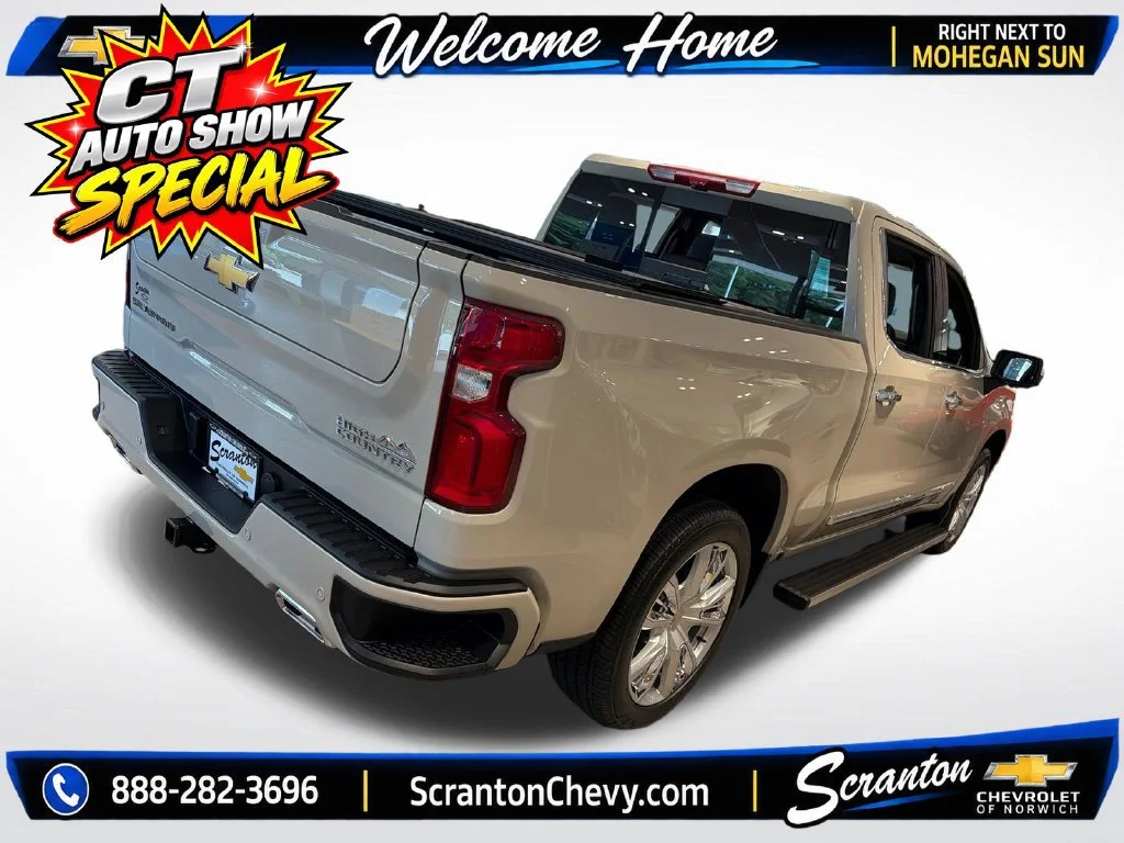New 2026 White Sands Chevrolet High Country image 5
