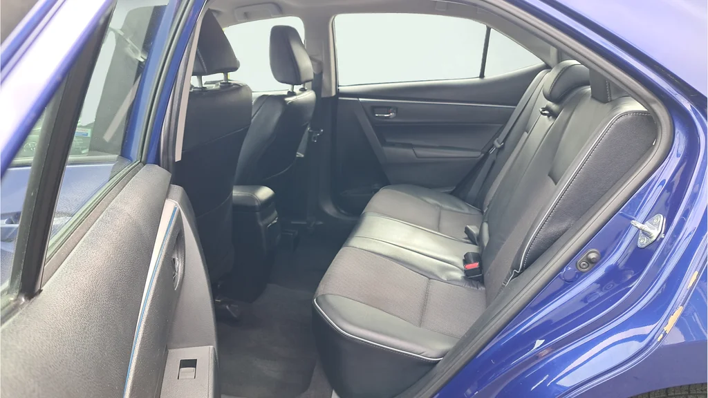Used 2016 Blue Toyota S image 7