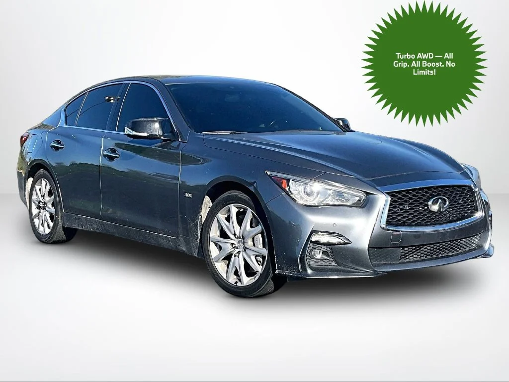 Used 2018 Gray INFINITI Sport image 10