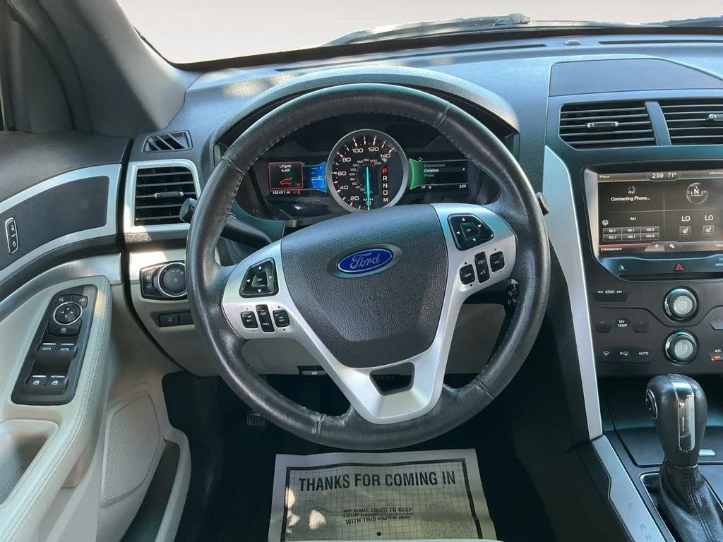 Used 2015 Red Ford XLT image 13