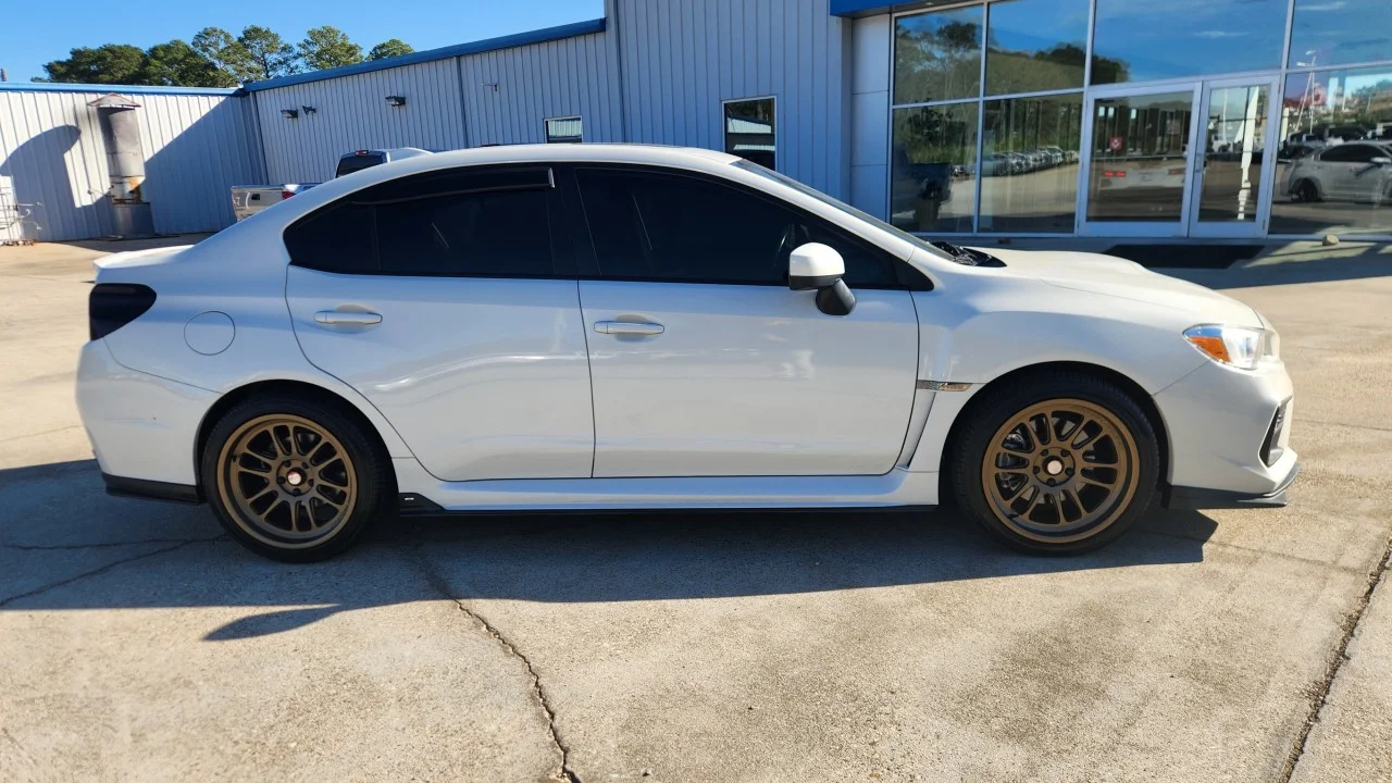 Used 2021  Subaru Premium image 6