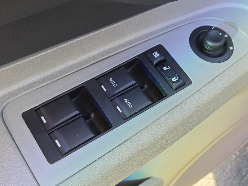 Used 2007 Black Dodge SRT8 image 26