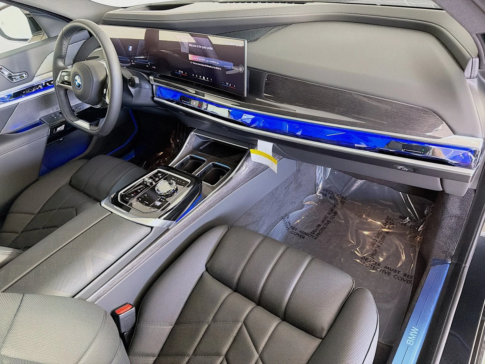 New 2026 Black Sapphire Metallic BMW xDrive60 image 31