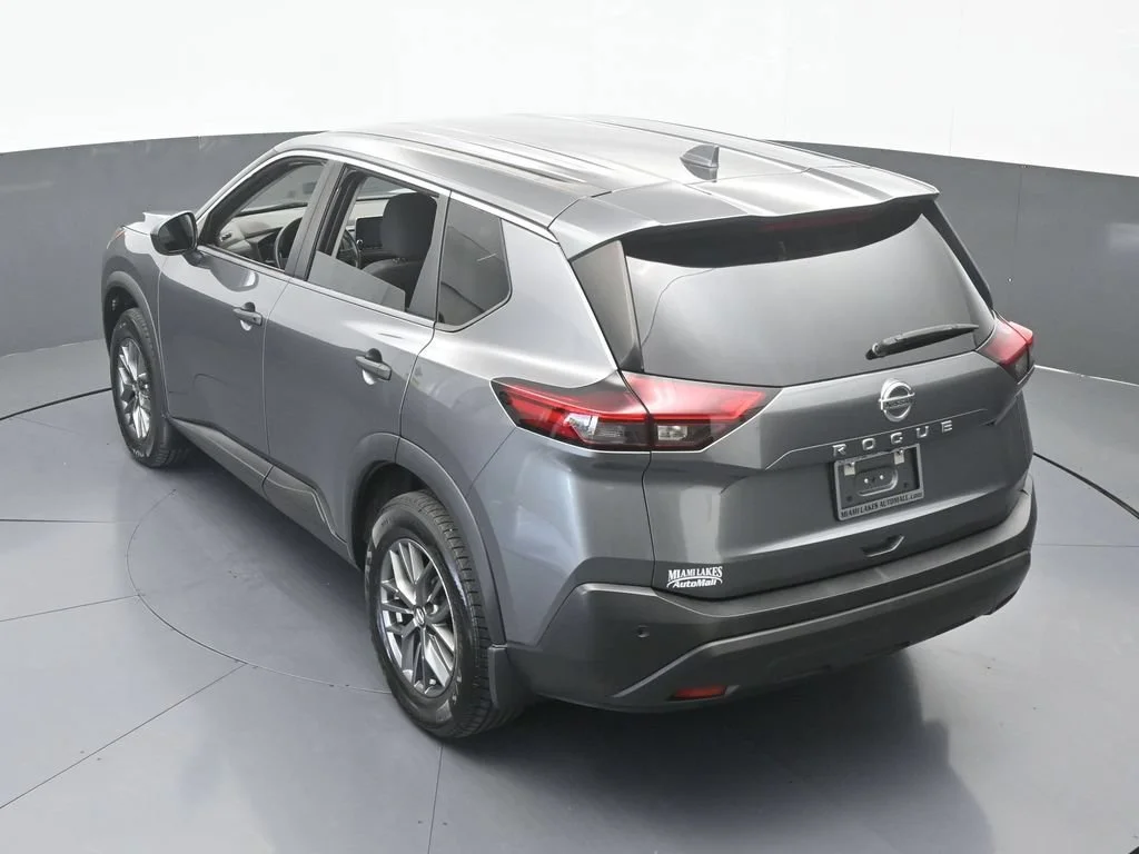 Used 2021 Gray Nissan S image 42